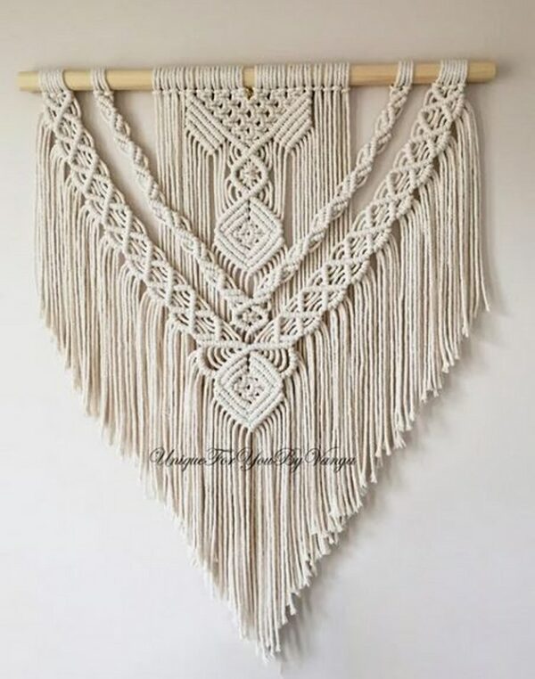 Classic Macrame wall hanging pattern